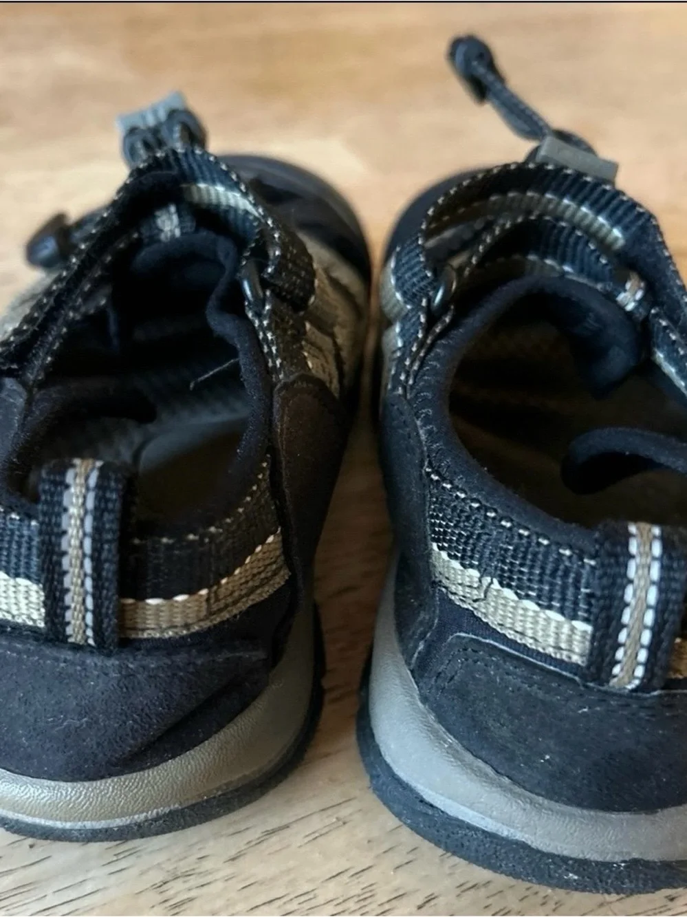 Keen Sandals for Kids, Size 1, Color Black, Olive Green, Gently used.